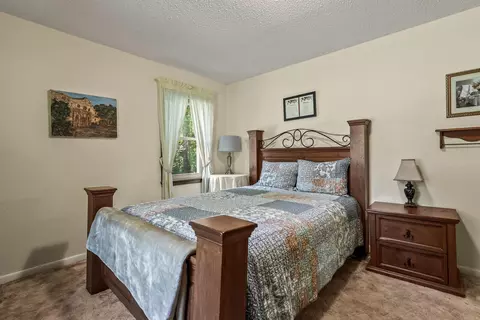 Bedroom - 564 Green Tree Rd, Clinton, AR 72031 photo 4 of 8