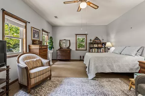 Bedroom - 564 Green Tree Rd, Clinton, AR 72031 photo 7 of 8