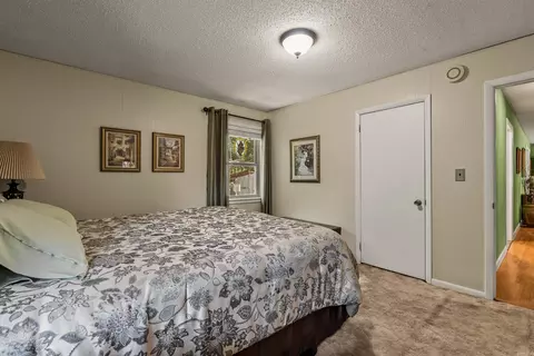 Bedroom - 564 Green Tree Rd, Clinton, AR 72031 photo 2 of 8