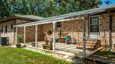 Exterior - 564 Green Tree Rd, Clinton, AR 72031 photo 9 of 10