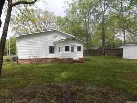 Exterior - 1018 River St, Benton, AR 72015 photo 4 of 5