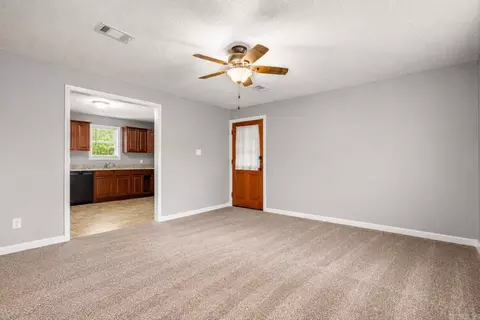 Living - 6521 Grayson Dr, Benton, AR 72019 photo 1 of 3