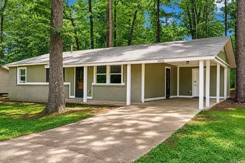 Exterior - 6521 Grayson Dr, Benton, AR 72019 photo 2 of 5