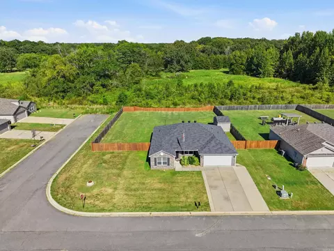 View/Area - 200 Hemlock Dr, Conway, AR 72032 photo 9 of 10