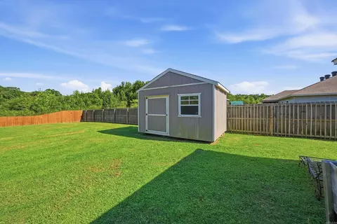 Exterior - 200 Hemlock Dr, Conway, AR 72032 photo 3 of 5