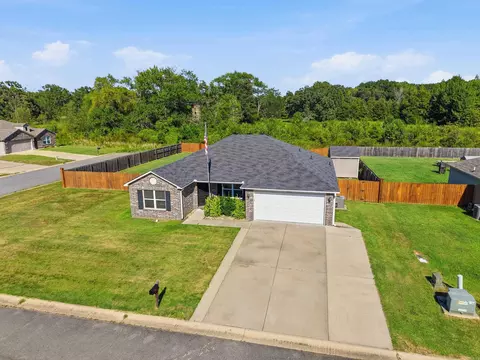 View/Area - 200 Hemlock Dr, Conway, AR 72032 photo 2 of 10