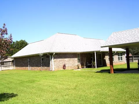 Exterior - 104 Shalie Cove Cor, Ashdown, AR 71822 photo 6 of 9