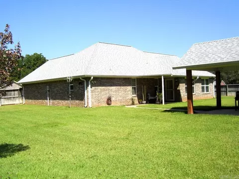 Exterior - 104 Shalie Cove Cor, Ashdown, AR 71822 photo 4 of 9