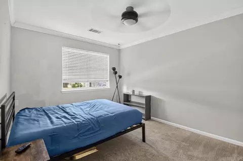 Bedroom - 1185 Cambridge Cir, Benton, AR 72019 photo 7 of 8