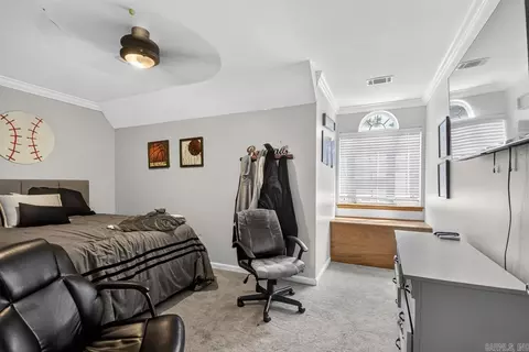 Bedroom - 1185 Cambridge Cir, Benton, AR 72019 photo 5 of 8