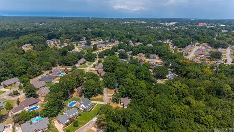 View/Area - 1185 Cambridge Cir, Benton, AR 72019 photo 6 of 9