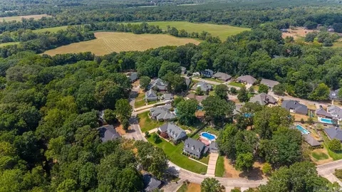 View/Area - 1185 Cambridge Cir, Benton, AR 72019 photo 4 of 9