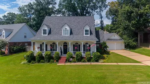 Exterior - 1185 Cambridge Cir, Benton, AR 72019 photo 3 of 14