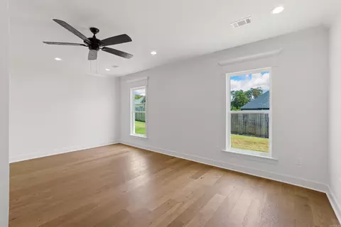 Bedroom - 1650 Dolphin Dr, Conway, AR 72034 photo 1 of 4