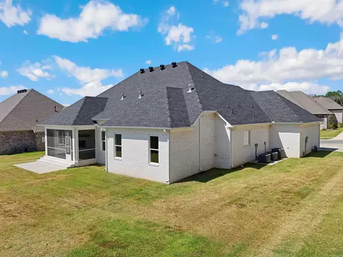 Exterior - 1650 Dolphin Dr, Conway, AR 72034 photo 6 of 6