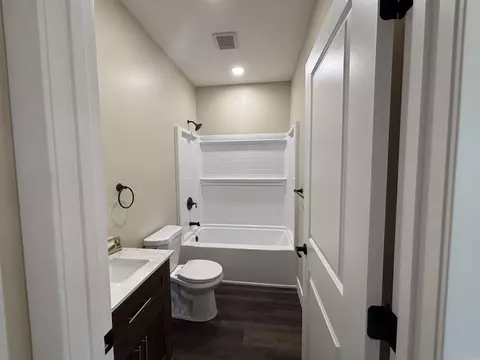 Bath - 180 Cedar Meadow Ln, Sidney, AR 72577 photo 6 of 9