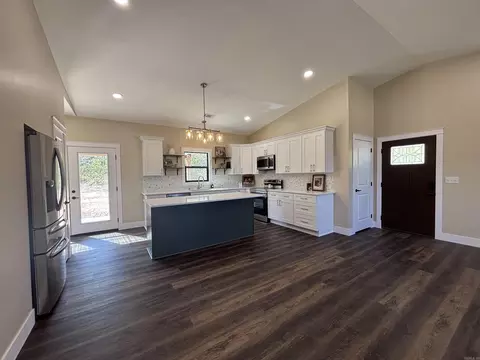 Kitchen - 180 Cedar Meadow Ln, Sidney, AR 72577 photo 1 of 10