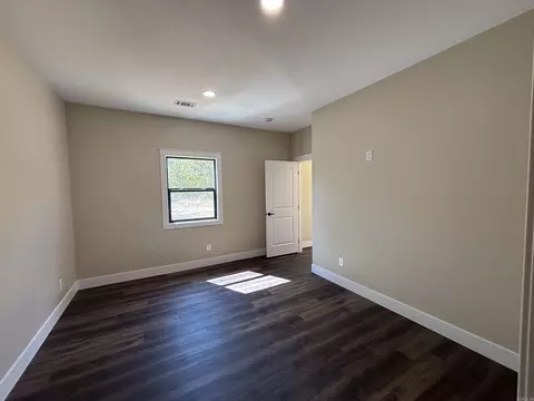 Bedroom - 180 Cedar Meadow Ln, Sidney, AR 72577 photo 2 of 4