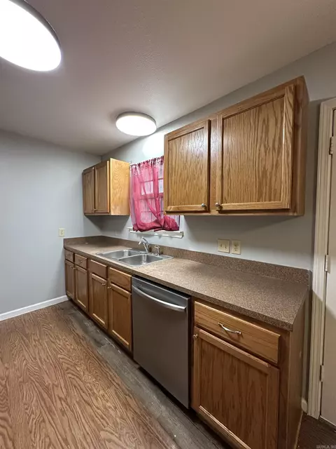Kitchen - 412 E 3rd, Altheimer, AR 72004 photo 3 of 4