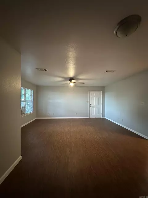 Living - 412 E 3rd, Altheimer, AR 72004 photo 2 of 3