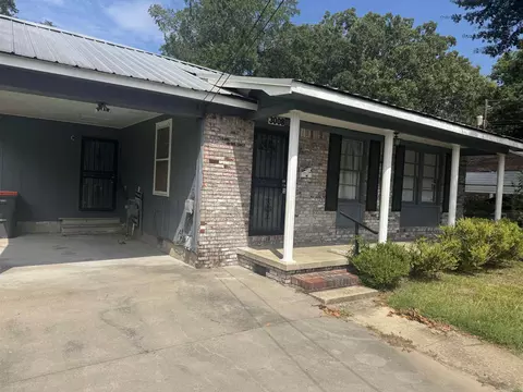 Exterior - 3008 S Elm St, Pine Bluff, AR 71603 photo 3 of 3
