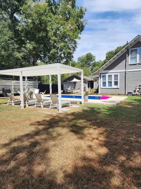 Exterior - 906 School St, Malvern, AR 72104 photo 17 of 17
