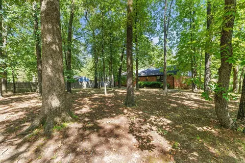 Exterior - 25 White Oak Dr, Conway, AR 72034 photo 4 of 8