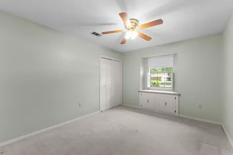 Bedroom - 25 White Oak Dr, Conway, AR 72034 photo 4 of 9