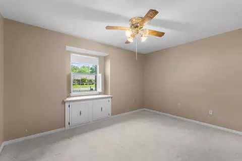 Bedroom - 25 White Oak Dr, Conway, AR 72034 photo 6 of 9