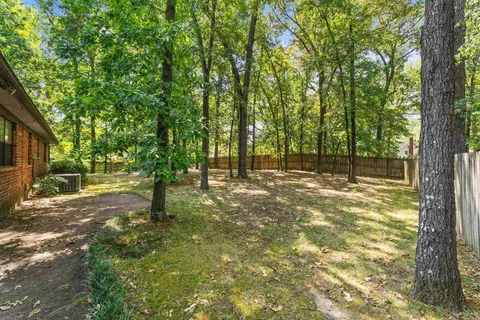 Exterior - 25 White Oak Dr, Conway, AR 72034 photo 2 of 8