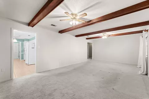 Living - 25 White Oak Dr, Conway, AR 72034 photo 4 of 5
