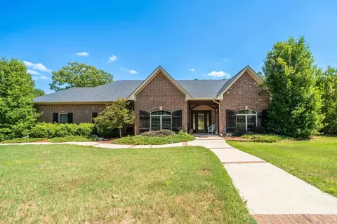 320 Quail Creek Rd, Hot Springs, AR 71901