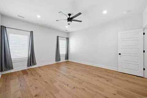 Bedroom - 5624 Westminster Ave, Benton, AR 72019 photo 2 of 5