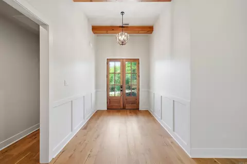Entry Way - 5624 Westminster Ave, Benton, AR 72019 photo 3 of 4