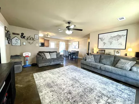 433 N Willow Ave, Trumann, AR 72472 photo 2