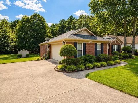 Exterior - 2012 Cherry Creek Cir, Bryant, AR 72022 photo 2 of 2