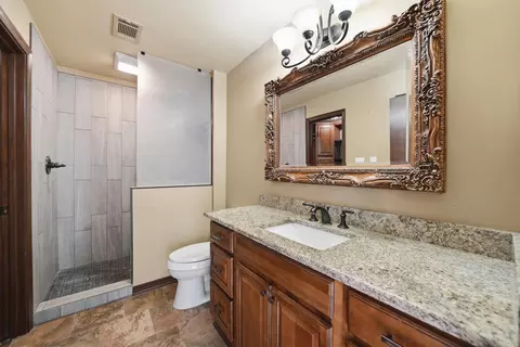 Bath - 43 Hidden Valley Dr, Conway, AR 72032 photo 3 of 5