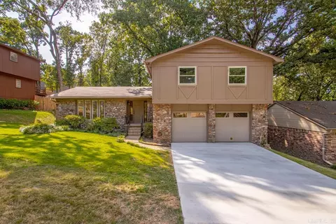922 Kings Mountain Dr, Little Rock, AR 72211