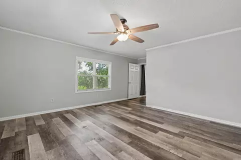 Living - 2354 Thunderbird Loop, Traskwood, AR 72167 photo 7 of 7