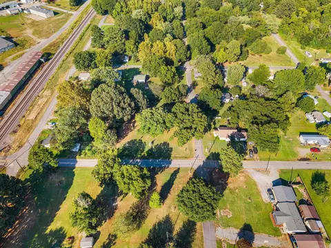 402 Elm St, Judsonia, AR 72081