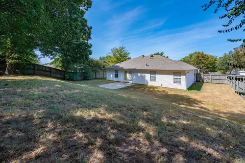 Exterior - 1019 Allyson Ave, Bryant, AR 72022 photo 5 of 9