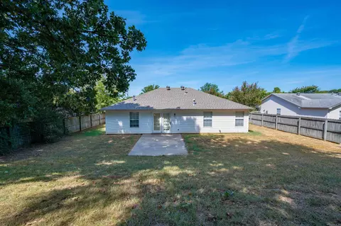 Exterior - 1019 Allyson Ave, Bryant, AR 72022 photo 4 of 9