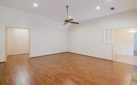 Living - 2004 N Fox Trl, Benton, AR 72019 photo 5 of 6