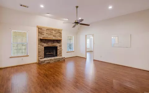 Living - 2004 N Fox Trl, Benton, AR 72019 photo 2 of 6