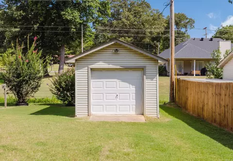 Other - 2004 N Fox Trl, Benton, AR 72019 photo 11 of 12