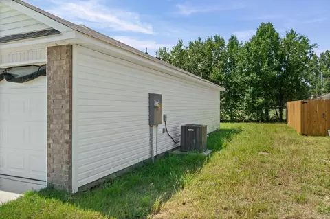 Exterior - 231 Baldwin Dr, Beebe, AR 72012 photo 3 of 5