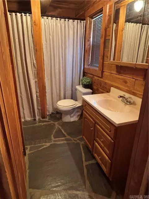 Bath - 15036 Highway 197, Scranton, AR 72863 photo 1 of 1