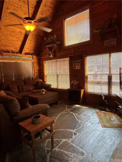 Living - 15036 Highway 197, Scranton, AR 72863 photo 2 of 3