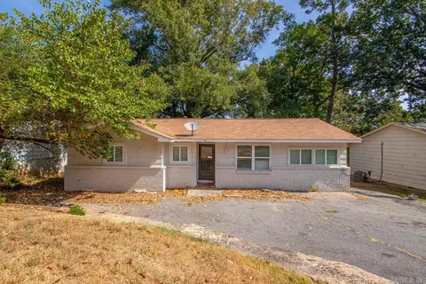 8 W Windsor Dr, Little Rock, AR 72209
