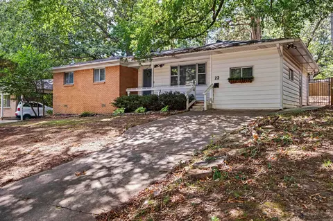 22 Holly Hl, Little Rock, AR 72204